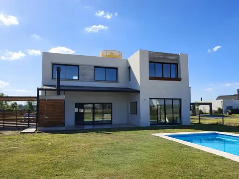 Casa en venta en San Sebastian con Financiacion!