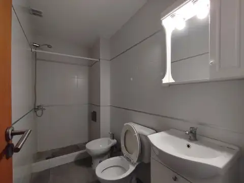 Departamento en Alquiler en La Plata, $ 450.000