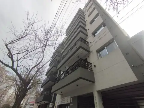 Departamento en Alquiler con 1 cochera