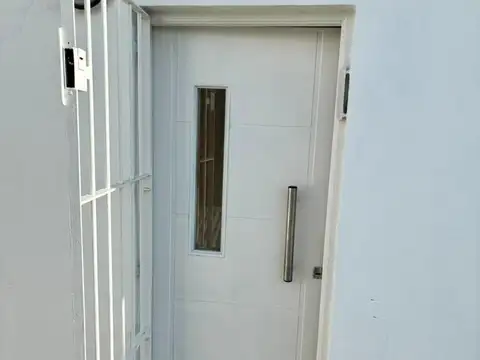 Depto Tipo Casa en Alquiler de 1 dormitorio