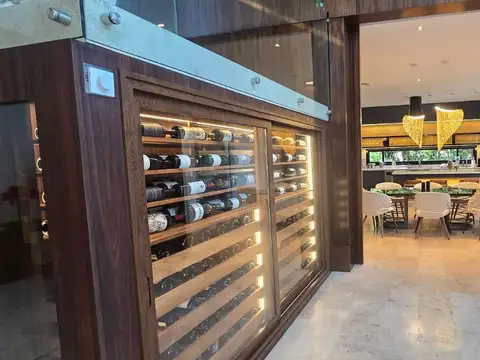 Hermosa Casa con Ascensor en Albanueva 4 Dormitorios más Playroom