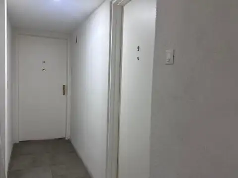 Viamonte 1400 , Piso 1
