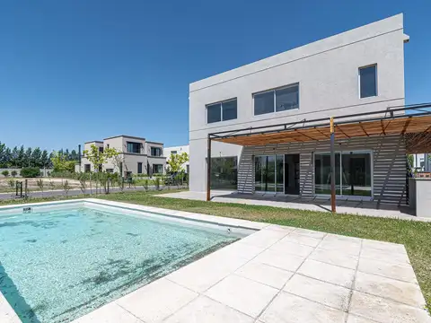 Casa en Venta en Countries y Barrios Cerrados en Tigre, Partido de Tigre