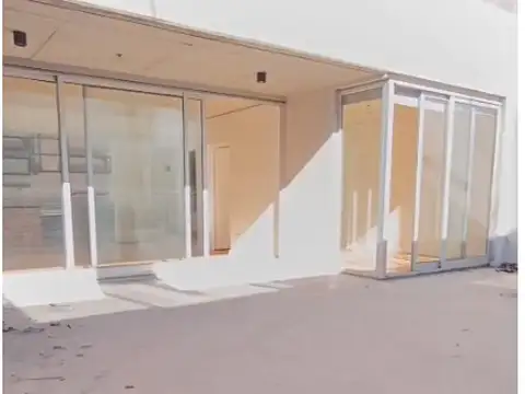 Departamento 2 Ambientes con Cochera Cubierta y Patio en Venta