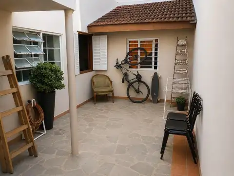 PH  2 AMBIENTES amplios PLANTA BAJA CON PATIO