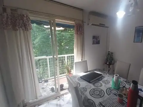 Hipólito Yrigoyen 100