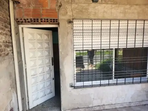 De La Peña Al 2000 2000 , Piso 1
