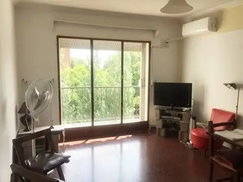 Saavedra, Naón 2700, 3 amb, 75m2, u$s 850 + luz + gas.  (Alq min 3 meses)