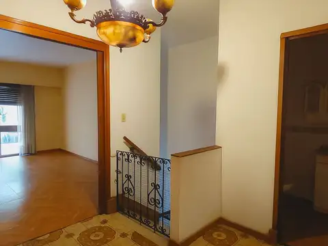 Depto Tipo Casa en Venta 49 años