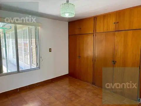 Propiedad en Lehmann con local comercial y depósito - USD 75000