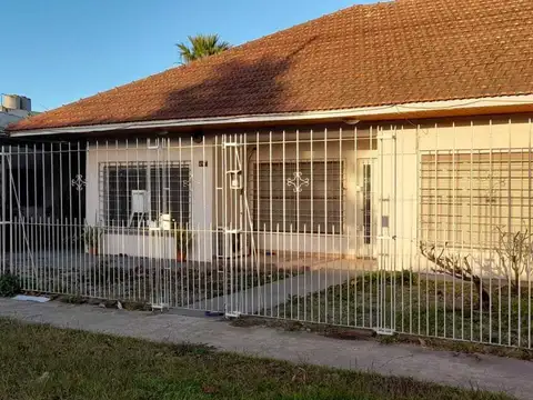 Casa en Venta en Quilmes Oeste, USD 270.000