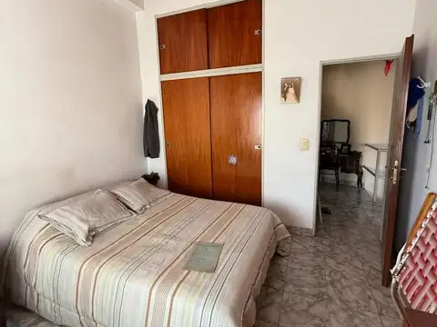 Venta Casa multifamiliar 4 dormitorios patio garage