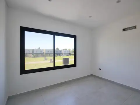 Casa en Venta en Countries y Barrios Cerrados en Manzanares, USD 178.000