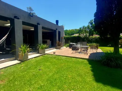 Casa en Venta de 5 dormitorios