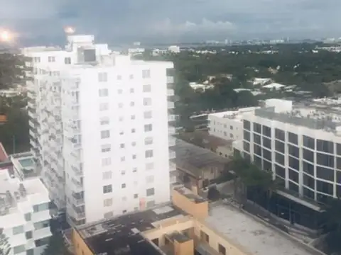 VENTA CONDOMINIO en MIAMI FRENTE al MAR