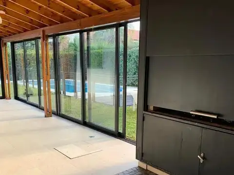 Casa en Alquiler de 4 dormitorios