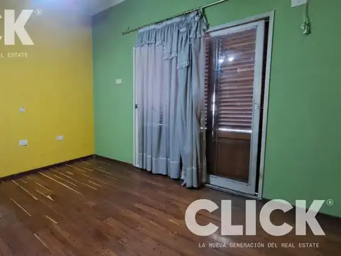 VENTA - CASA 7 AMBIENTES - LINIERS
