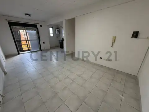 Departamento 4 ambientes con 1 baño