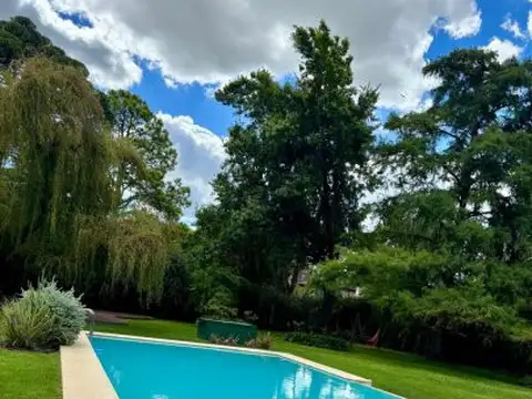 Casa 6 ambientes con 3 baños