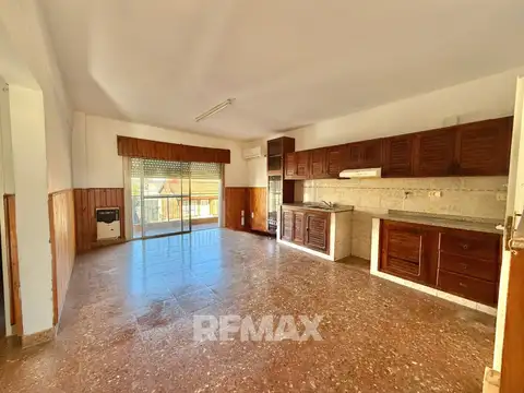 Venta Dpto 4 amb Primer Piso con Terraza Zarate