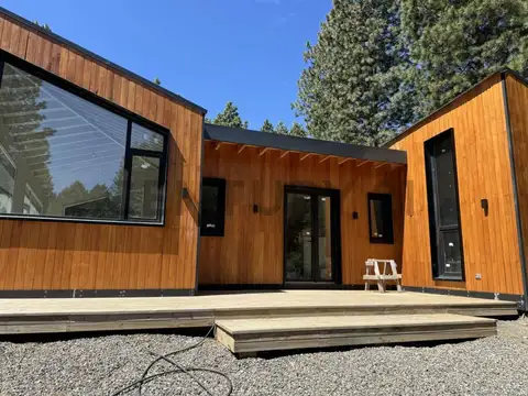 VENTA CASA SAN MARTIN DE LOS ANDES. CHAPELCO GOLF A ESTRENAR !