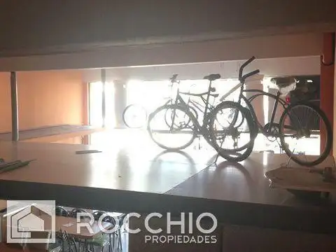 GONZALEZ J. V 2009. Entre Av. central y Av. brigadier juan manuel de r