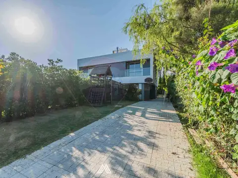 Alquiler casa 3 dorm. Ciudad de la Costa c/piscina