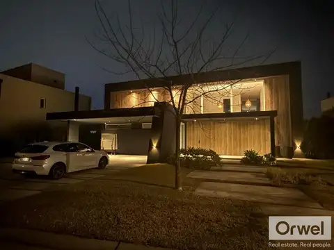 Casa en Alquiler Temporal de 4 dormitorios