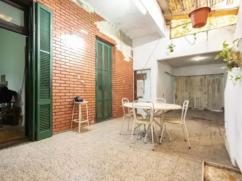 Casa 3 ambientes con 1 baño