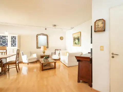 MONSEÑOR LARUMBE al 3100