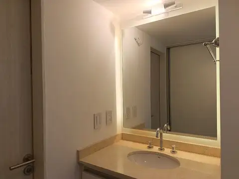 Calle 20 de febrero y Arenales