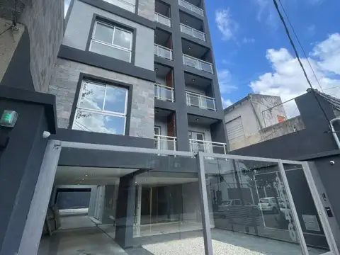 Alquiler de Departamento DOS AMBIENTES en Caseros - Zona Centro