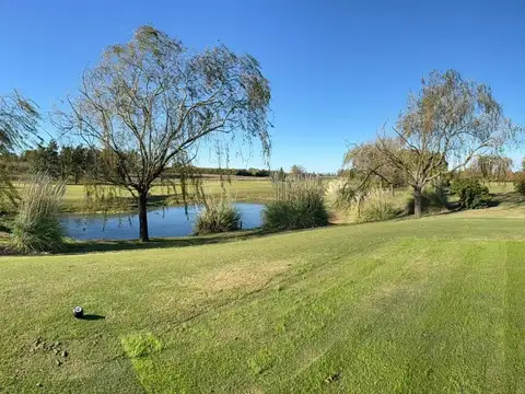 TERRENO CON FONDO INFINITO A LA LAGUNA