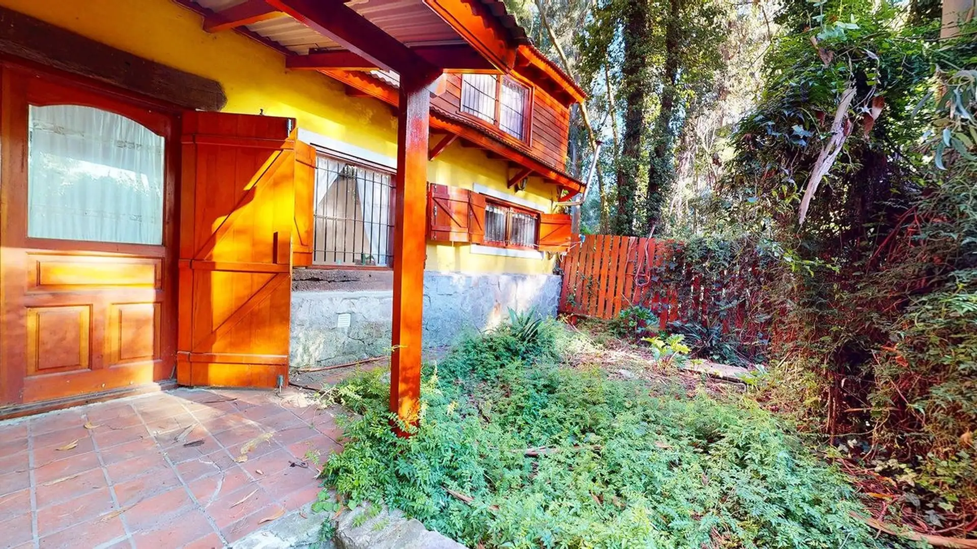 VENTA CASA 4 AMBIENTES EN BOSQUE PERALTA RAMOS