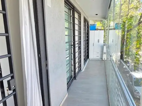 Departamento 4 ambientes en venta/alquiler con patio en Aranguren al 1900 Flores CABA