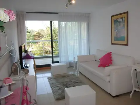 Venta de apartamento de 1 dormitorio- Roosevelt