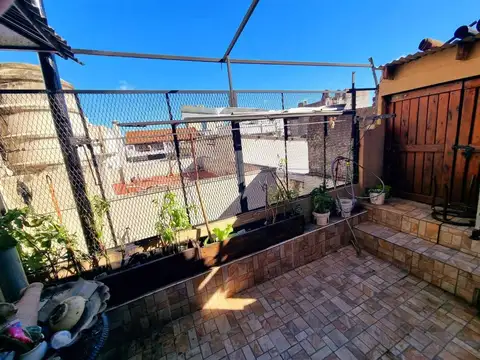 Depto Tipo Casa en Venta de 4 ambientes