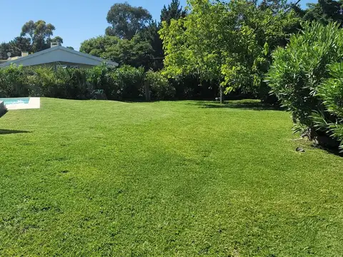 Casa en Alquiler en Pinares, USD 2.100