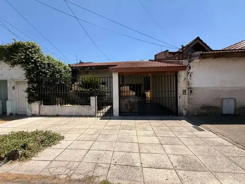 CASA 3 AMBIENTES COCHERA FINANCIACIÓN