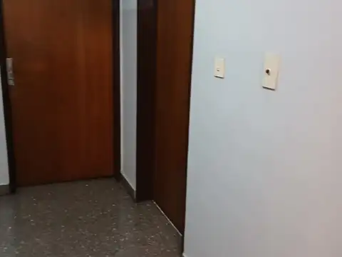 Oficina en Alquiler en Centro, $ 550.000