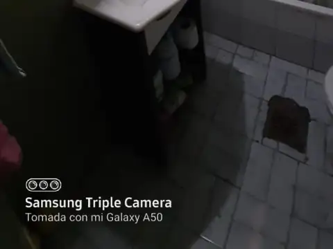 Casa en Alquiler con 1 cochera