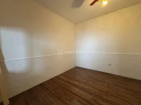 Depto Tipo Casa en Venta 40 años