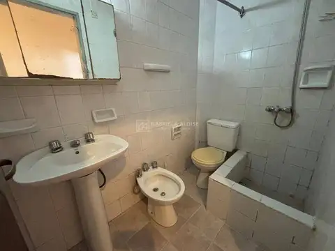 Depto Tipo Casa en Venta al Este