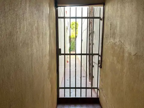 Depto Tipo Casa en Venta de 2 ambientes
