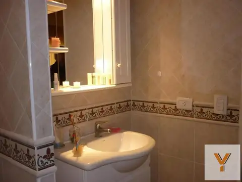 Casa en Venta en Guernica, USD 260.000