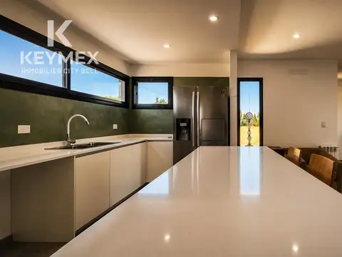 Casa en Venta en Area 60, USD 175.000