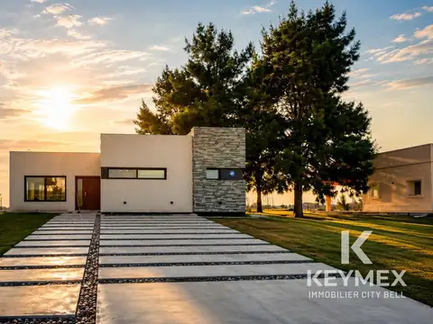 CASA EN VENTA -  LA VICTORIA POLO CLUB