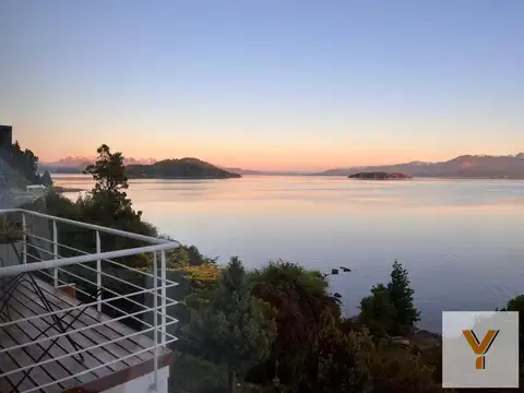 Hotel en venta - 8 Habitaciones - San Carlos De Bariloche