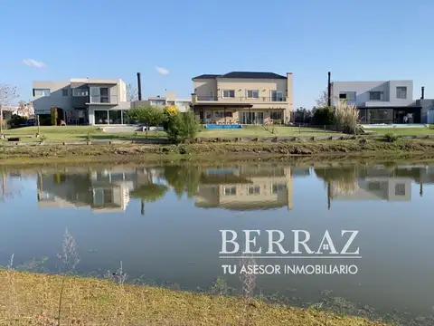 Terreno en Venta en El Cantón - Barrio Islas, USD 138.000