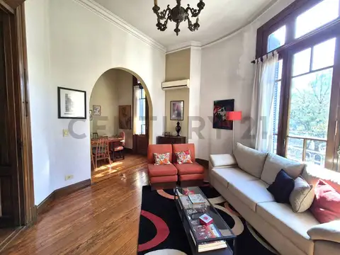 PH DE ESTILO CON TERRAZA PROPIA - QUINCHO - ESCRITORIO - 200M2 - FLORES NORTE